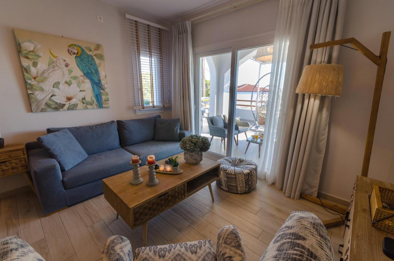 Aegean Suites Votsi  Exterior photo