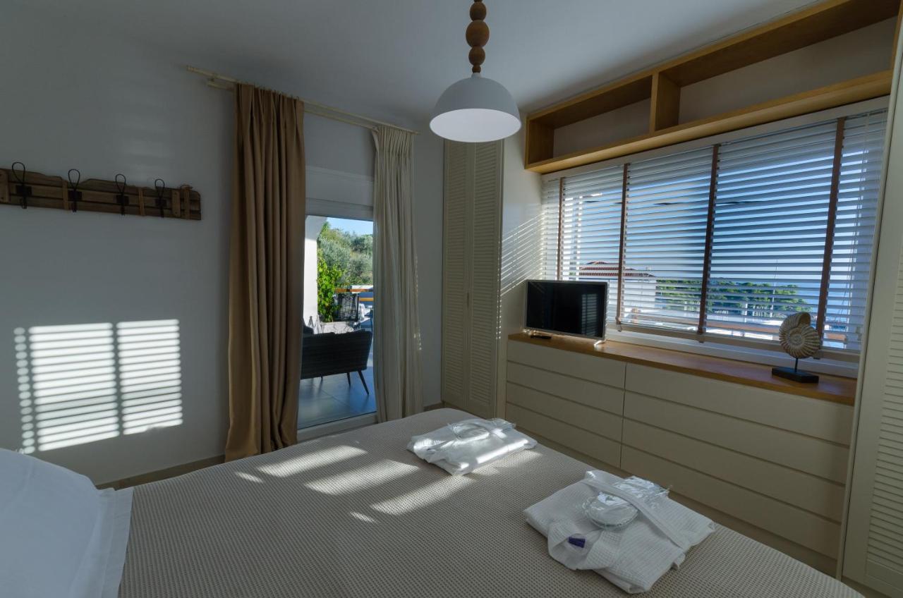 Aegean Suites Votsi  Exterior photo